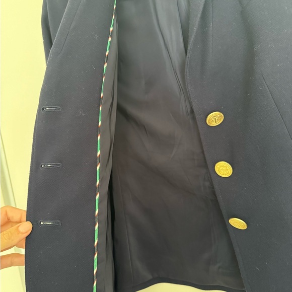 Talbots navy blazer with gold, detailed buttons. Size 4P. I excellent condition - Picture 5 of 6